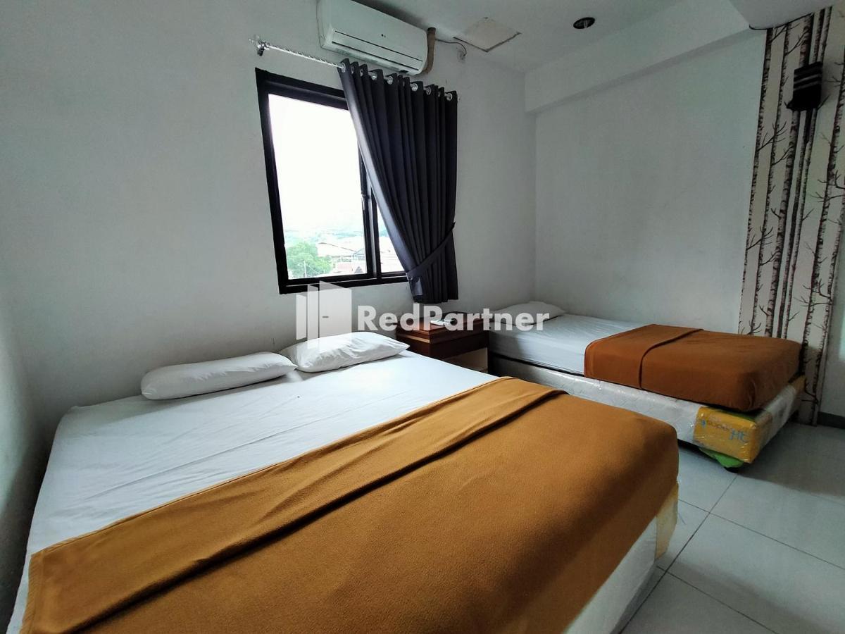 Hotel Ayu Lestari Ternate Redpartner エクステリア 写真