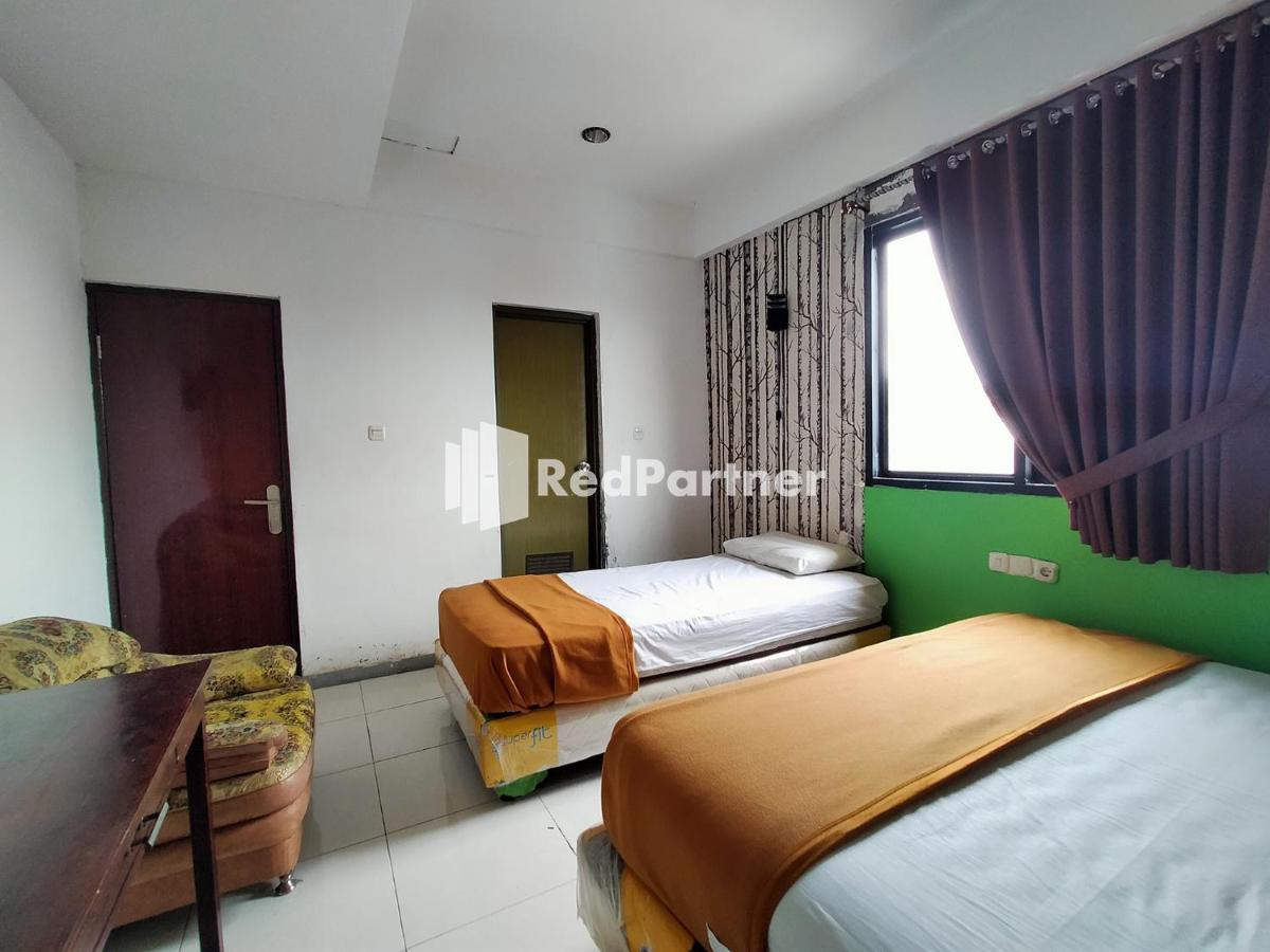 Hotel Ayu Lestari Ternate Redpartner エクステリア 写真